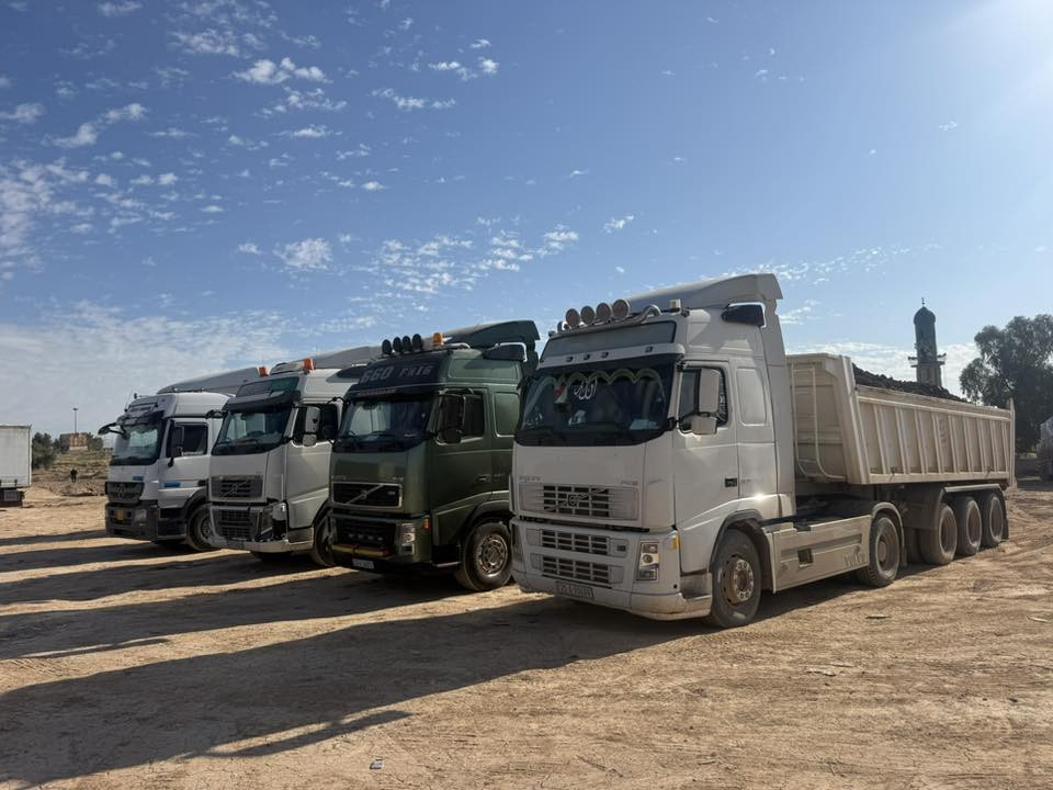 للبيع فالفو شيطان 2003كير توماتيك مربوط وره هاي العربنه تخم تاير جديد رقم سنويه جديد سليمانيه حصه كاز بيه شراط تحويل مكانه كركوك سعر خبر وتدلل 
رقم الهاتف ***********
