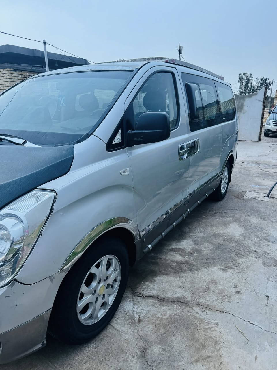 سلام عليكم ستاركس مسكر مديل 2010 رقم بغداد تحويل ثانيوم جهزه   سعر 135 بيه مجال قليل ***********
