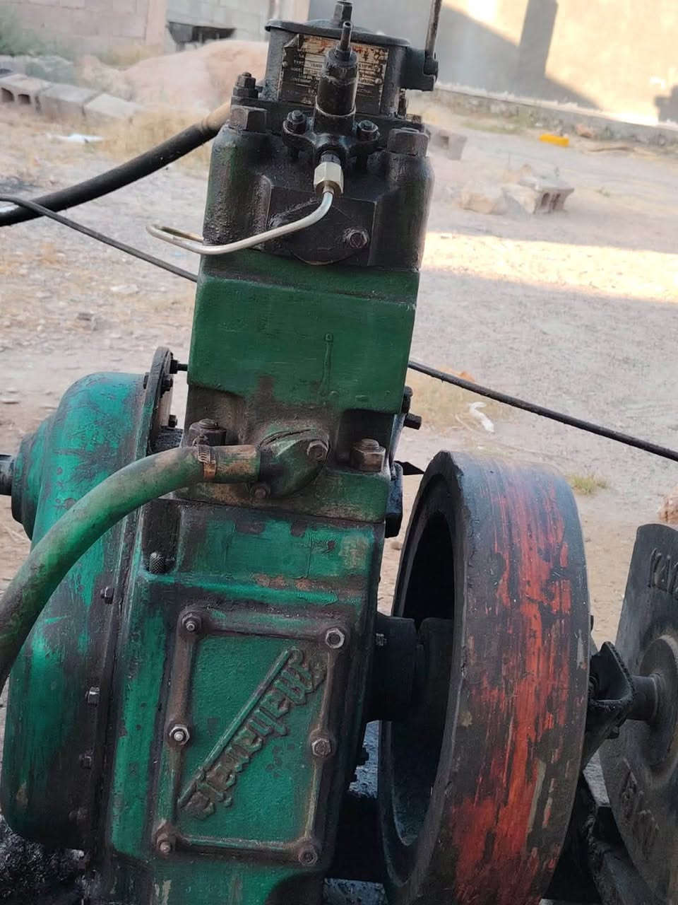 مكلف مكلف مكلف
مولد لستر للبيع 
مواد نضيف والصلاه على محمد 
مولد ما ناقصه برغي ناقصه بس تفر الهندو 
مولد خير من الله راس التوليد 7 او نص كيفي 
ينطي 34 انبير صافي 

السعر 750 الف او بيه مجال للشراي 
الاستفسار على الرقم ***********
