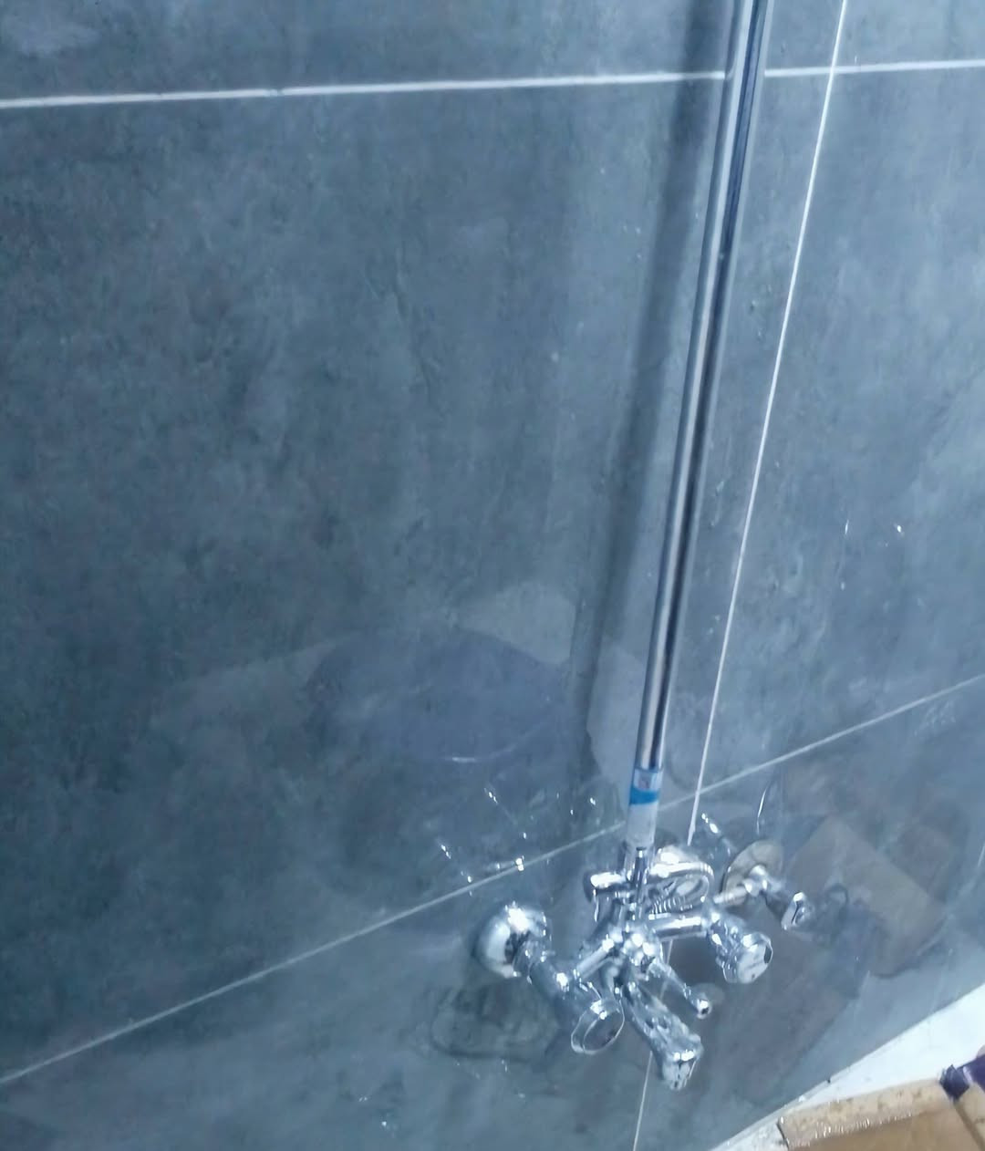 لتأسيس وصيانة جميع الاعمال الكهربائية و الصحية  للمنازل والمباني التجارية، نقدم لكم خدماتنا بحرفية ودقة عالية.
للتواصل والاستفسار:
📞 اتصل بنا على: ***********
📱 أو راسلنا على واتساب!
