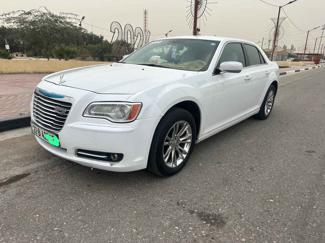 شاشه كبيره +كامره خلفيه
وارد كندي بيه ثلاث قطع صبغ 
تشغيل عن بعد +ويل كب مكسيكي كشنات عسلي 
رقم أربيل سنويه الغاية 2028
العنوان البصره سفوان 
السعر 163بيه مجال بسيط حق جيه رقم.  ***********
مكلف بنشر
