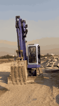 للبيع حفارة كوماتسو موديل 2018 المكان بغداد للاستفسار الاتصال على الرقم ***********
