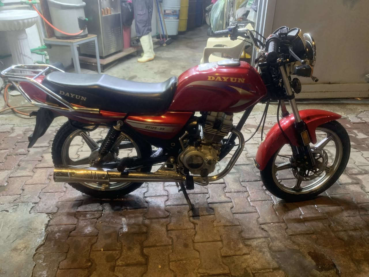 دايون عظم للبيع مديل 2018 اوراق اصولي مامفتوحه ابد نضيفه شلعه معدل كلها شغاله مابيها نقص  ***********
