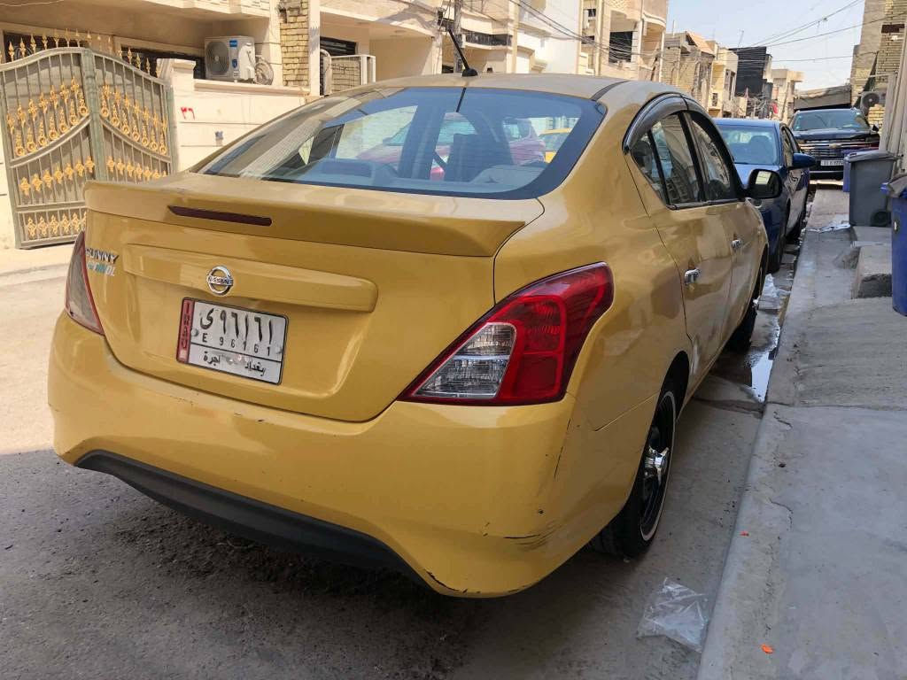 السلام عليكم للبيع نيسان سني هندي 2020  صفره  محرك جديد كير اوتو نضيف صدر نضيف تبريد ثلج  رقم بغداد بسمي مصفره هيئه وغرامات دواخلها نضيفه بيه جاملغ مبدل امامي بدون دواخل بيه طخه بالجاملغ الخلفي  السعر 93 وبيها مجال عنوان السياره بغداد الدوره *********** بغداد, العراق
