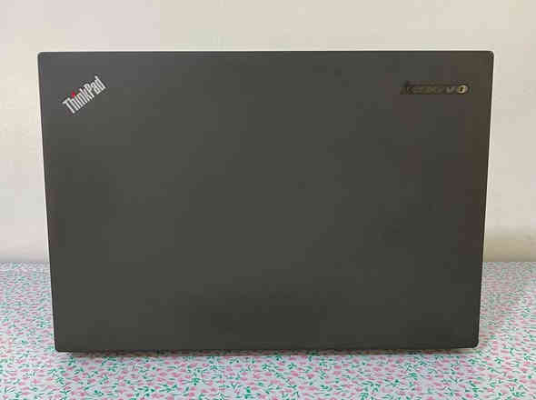 Lenovo ThinkPad T450
‏لينوفو ثنكباد ‌T450
‏مناسبة للدراسة للتصاميم او الابحاث او للالعاب،  او لاي شي تحتاجه 💙
‏
‏معالج: كوراي فايف الجيل الخامس  U
‏رام 8 كيكا ددر3
‏هارد 256 ssd 
‏حجم الشاشة 14 انج 
‏كرت شاشة داخلي انتل 4 كيكا
‏
‏السعر 160 الف والتوصيل عليه 
‏
‏ملحقاته كاملة ( حقيبة،  ماوس،  ماوس باد،  شاحنته الاصلية)
‏متواجد ماسنجر
‏او واتساب ***********
‏
