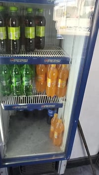 ثلاجات عرض • شرط شغل