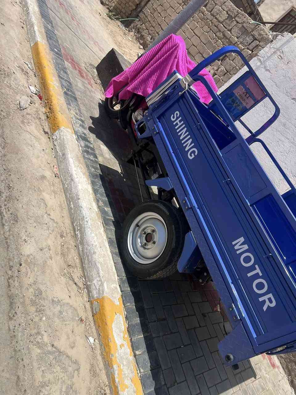 الدراجة أحلى من الواقع صارلها شهر طالعة من الوكيل مستعجل على بيعتها رقمي ***********
