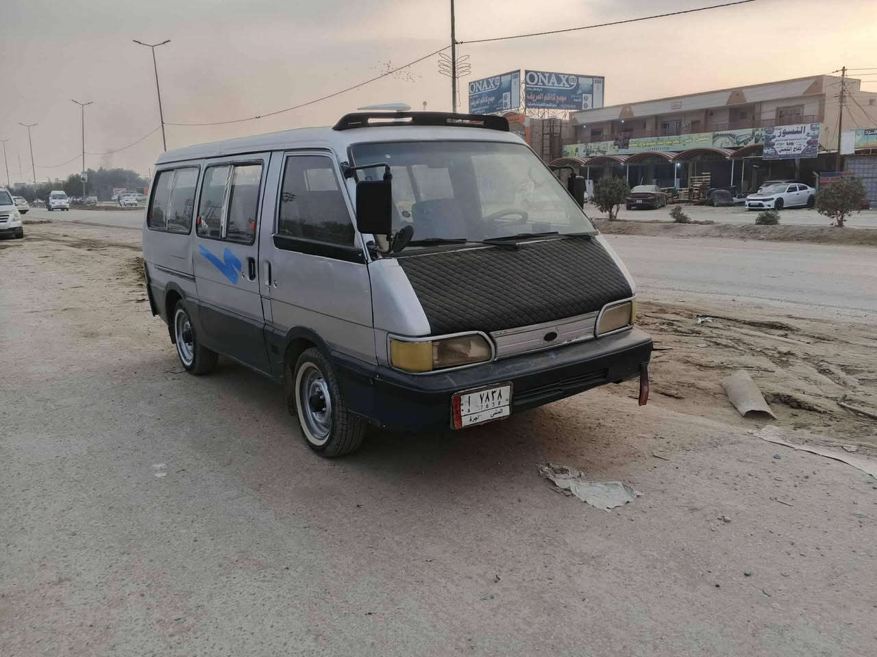 سلام عليكم كيه بسته البيع موديل 93 رقم مثنئ الماني مكينه كير اكسن خير من الله مدوشمه  تخم تاير حداده شواصي جدد سياره جاهزه ربع مذب عليها 34 او بيه مجال ***********
