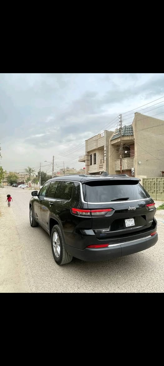 جيب كراند شيروكي ٧راكب سياحي جديدة ماشية ٣٨ نوع لاريدو كشنات جلد موديل ٢٣ الحاب اتصال باقي التفاصيل *********** بغداد
