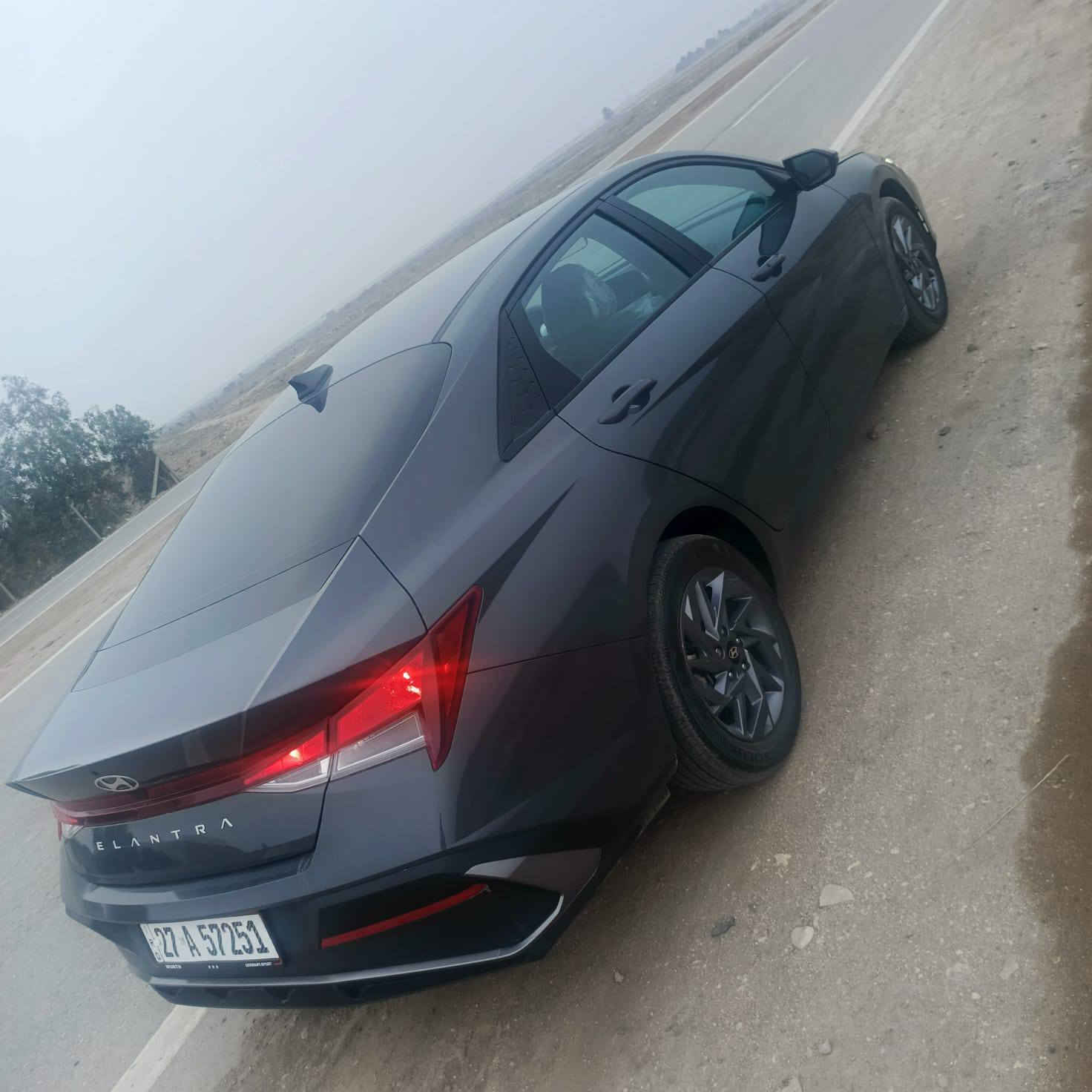 سياره الانتره موديل 24 وارد امريكي 

مرقم شهداء ذي قار 

الحادث بارد بالبنيد فقط كفاله من الدعاميه لدعاميه 

ماشيه 21كيلو 

المواصفات شاشه كامره 3انظمه قياده شاشه دجتل تشغيل ع بعد بعد بيها مواصفات هوايه 

السعر 167بيه مجال الاتصال ع رقم ***********
