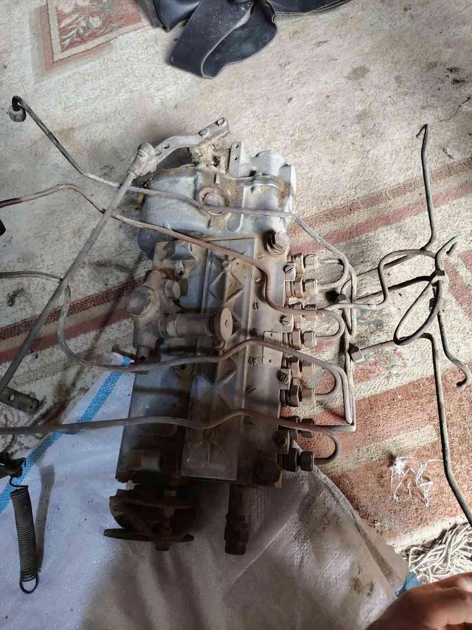 غراض للبيع بم شغال هوه وبواريه جاهز تاروسه شغاله براد دهن مروحه قباقه ابيع شلع
***********
