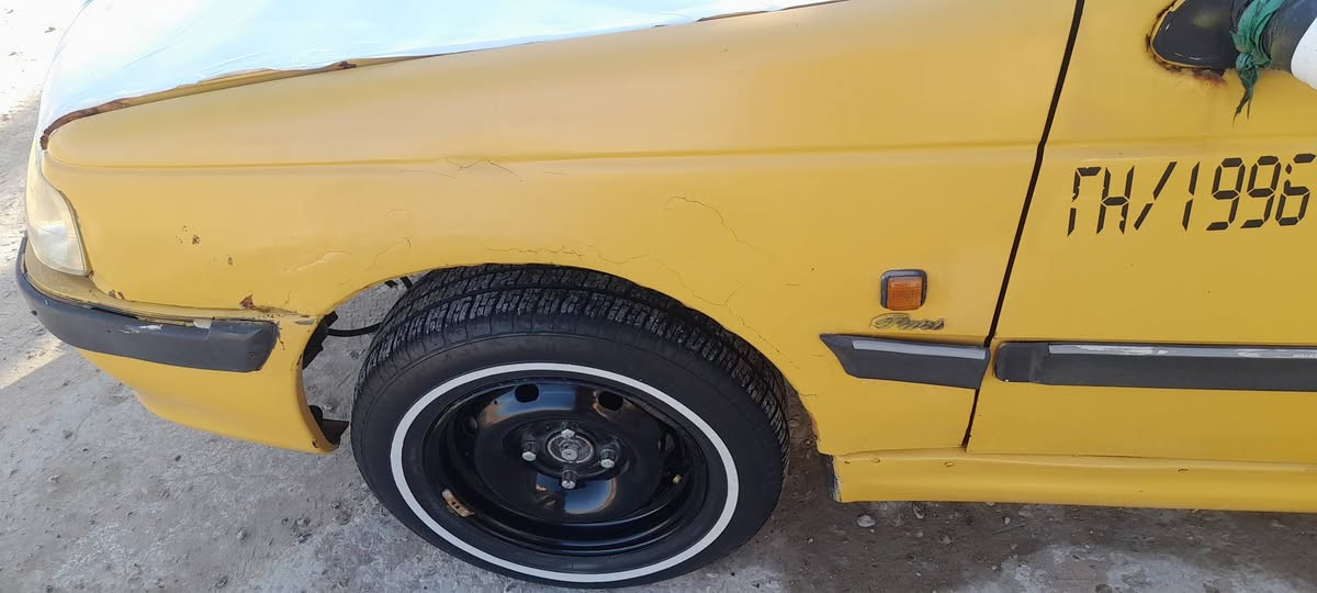 بيجو بارص موديل 10 مكيه وكير وحداديه وعربانه الخلفيه جديده تايرات نضاف كهربايات شغاله هيئه مصفره عليه غرامات وره المشتري مكاني ديوانيه السدير ***********
