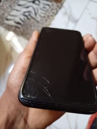 ايفون ١١ برو • ٢٥٦