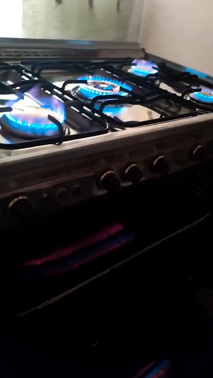 طباخ كريازي درجه اولئ..مستخدم نظيف اخو الجديد
ابيت مو محل.. للتواصل عالواتساب ***********

