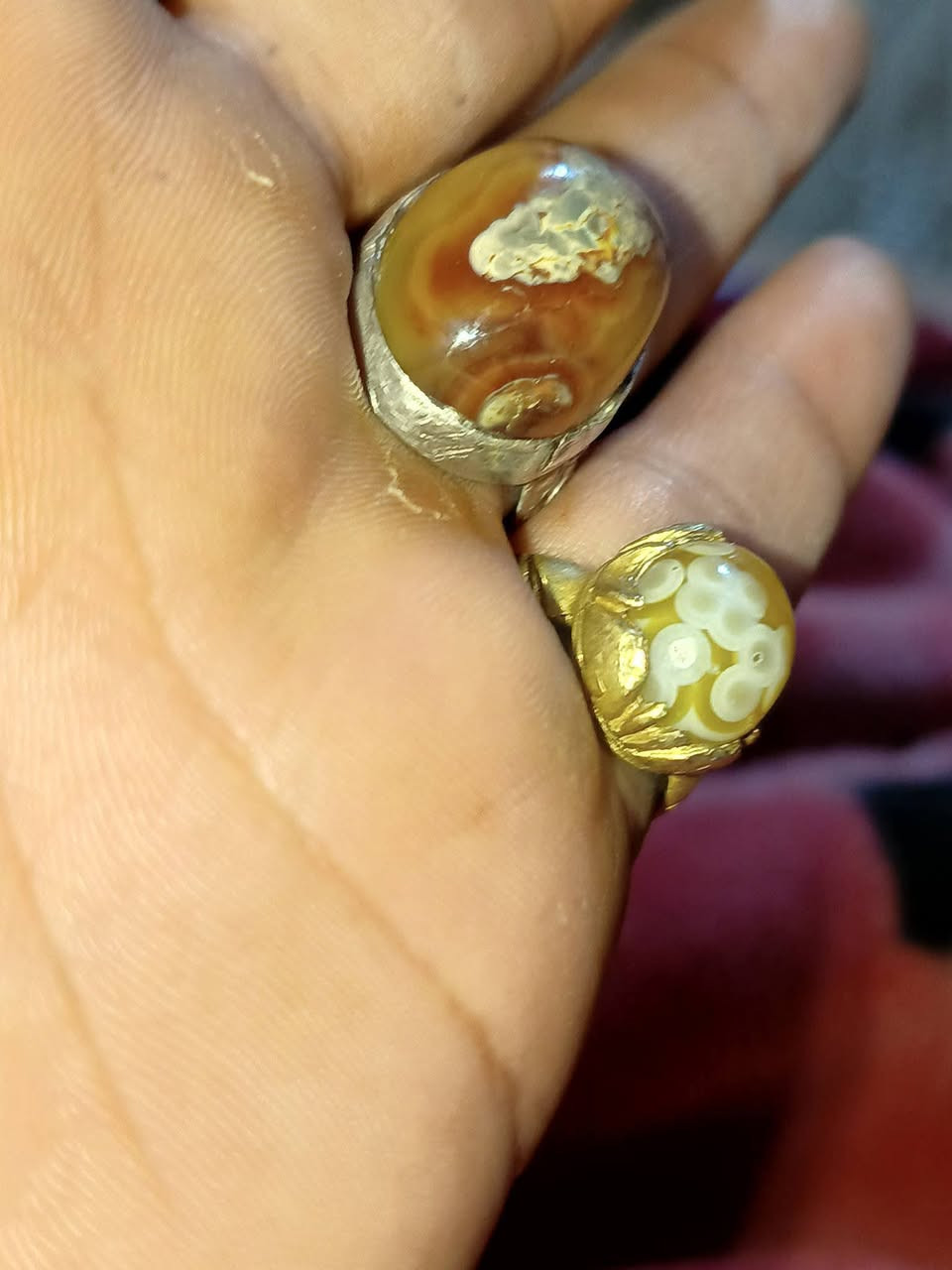 داوودي قديم مصور فضه وسليماني نحاس حجم خنصر للبيع شي نازك وجمال للبيع


**إذا كنت صاحب هذا الإعلان وتريد حذفه لأي سبب، رجاءا أرسل رسالة إلى الدعم الفني**