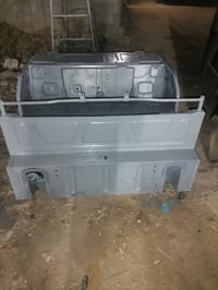 يا الله عندي بودي موديل 21 نظيف مضروب بس اساس مكاني زعفرانيه السعر 400...