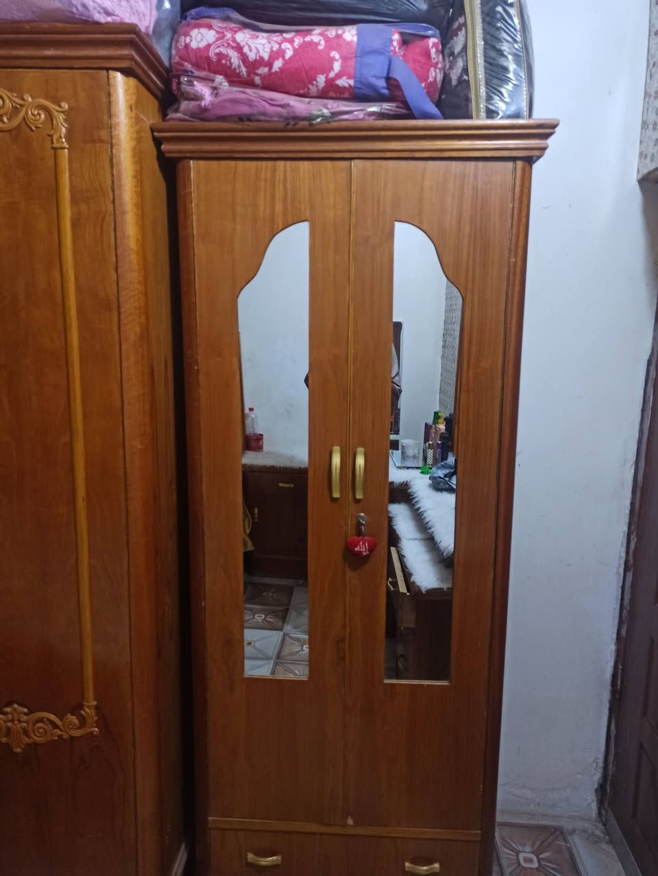 السلام عليكم غرفة اخشاب تفصال درجة اولة السعر 800
رقم الهاتف ***********العنوان بغداد الحسينية
