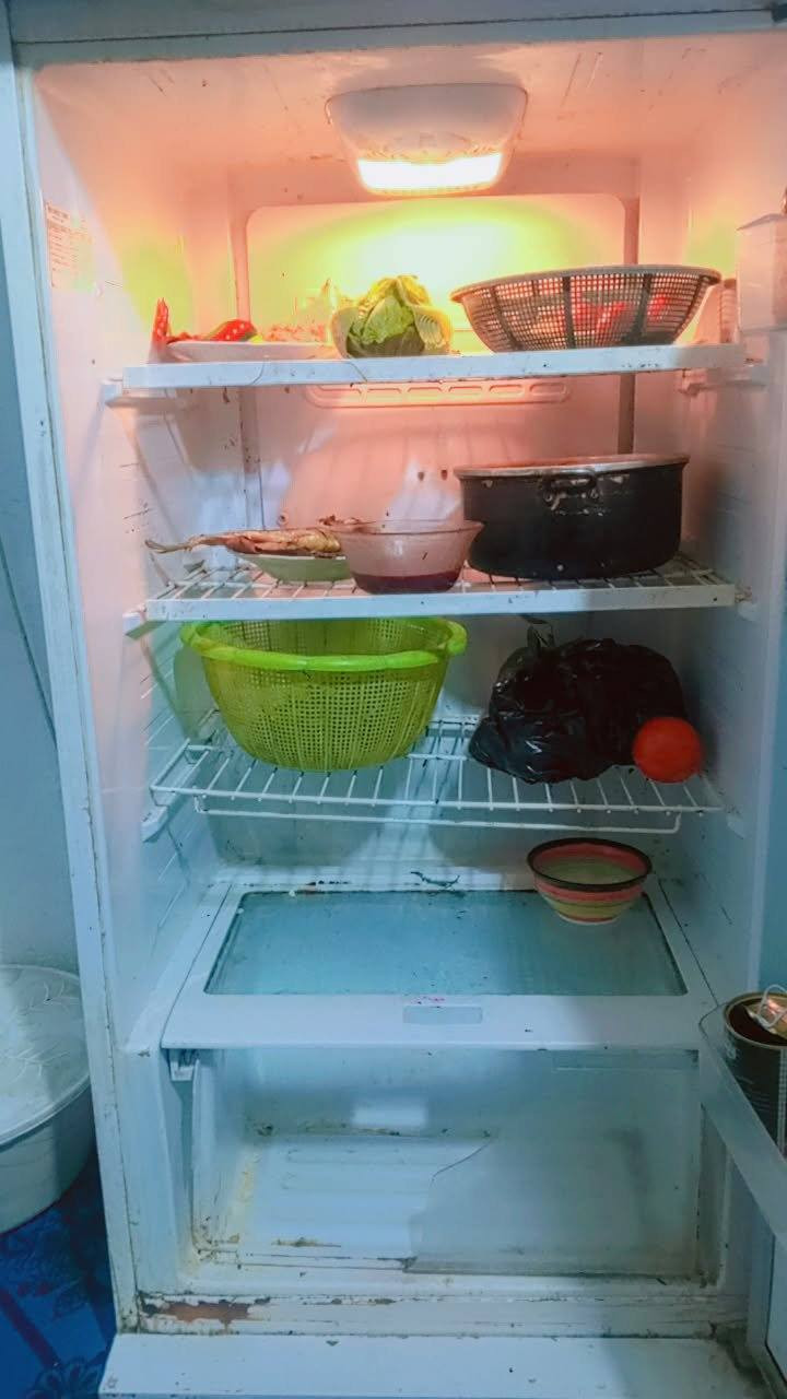 ثلاجه كبيره للبيع شغاله وما داخله تصليح ابد سعرها 250 العنوان كربلاء فلكة الثورة


**إذا كنت صاحب هذا الإعلان وتريد حذفه لأي سبب، رجاءا أرسل رسالة إلى الدعم الفني**