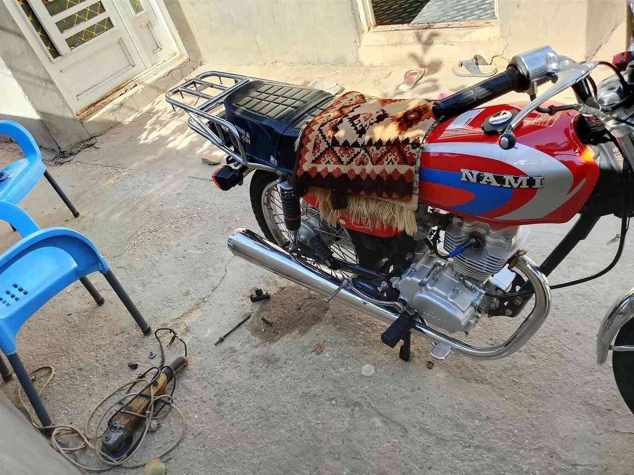 السلام عليكم دراجه للبيع مكينه شلامشج
***********
