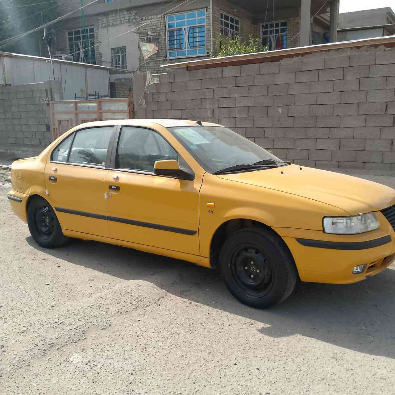 السلام عليكم شباب سمند ١٧ للبيع رقم صاحب السياره او لتفاصيل يمه ***********
