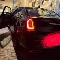 كرايسلر 300 • اسود • ٢٠١٩