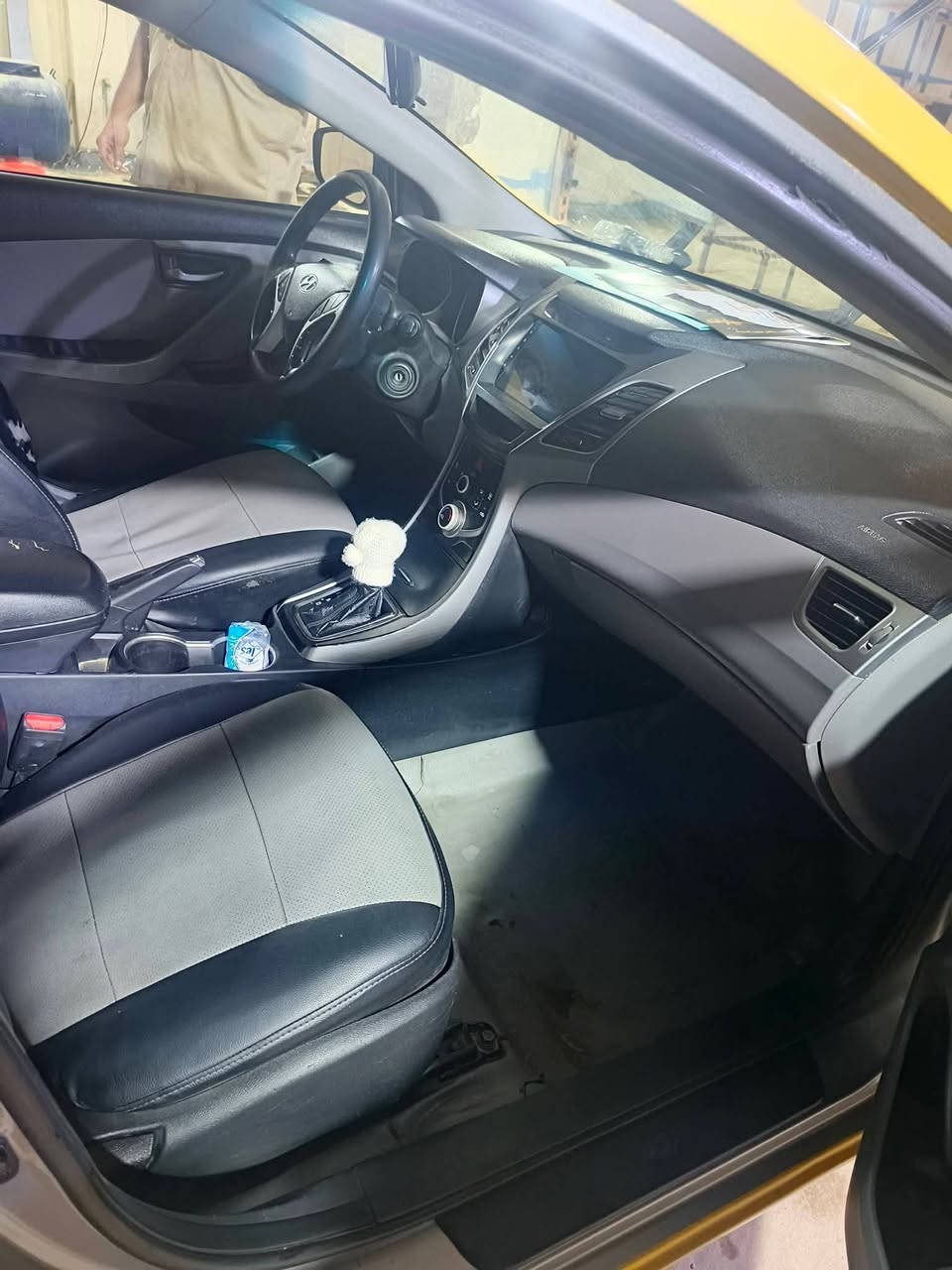 أقره المنشور يلا تتصل رحمه لوالديك

النترا ١٦ امريكي أجره رقم بغداد ماشيه ١٣٥ الف
مكينه ١٨٠٠ دوش  سنويه لل ٢٨ تنتهي 
غرامات ما عليها مصيره 
فقط هيئه شهرين خطها بغداد رمادي

بجم كبس حادث جنطه ومبدله تأخذها للسونار وتفحص 

مكينه كام بيها كازكيت بسبب جوين فلت من راديتر ابيع ع وضعها المكينه مكفوله من تبخير وتنقيص  

مكاني بغداد الأمين *********** 
سعر قفل ٩٧
