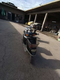 ماطور بزون • دراجة نارية