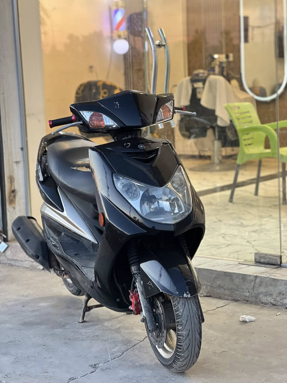 سلام عليكم دراجه سكنس نوزل طلاعات 
فحل دراجه بالدي نازله من الرمبه مال جناي موبيه هواي تفاصيل حلوه سعر 900 وبيه مجال 
مكان تاجي ***********
