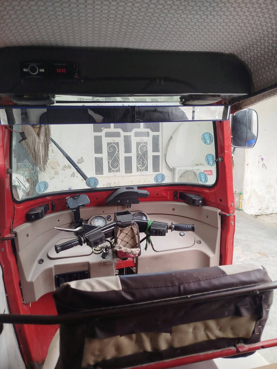 السلام عليكم تكتك 2018 رقم انكليزي واسط السنوية ضايعه عندي استنساخ راعيها موجود تحويل مباشر اتعهدلك بالتحويل معمره الدوس وبيها ضربة باللغد بيها معجون خفيف والباقي خير من الله  رايدها ب 4 وبيها مجال 
***********
