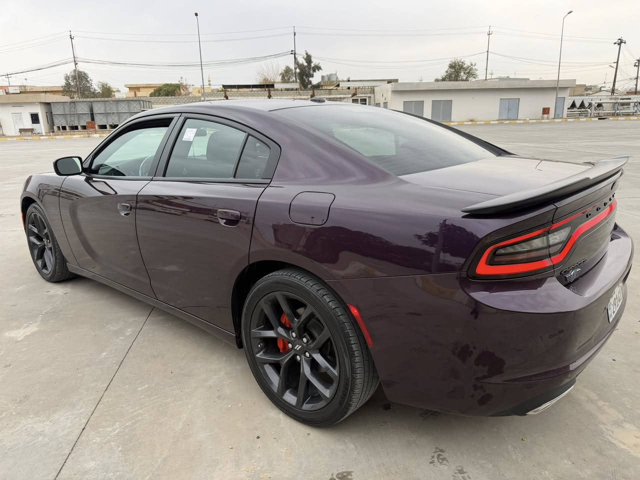 الوصف
***********دوج جارجر
(V6) (2022) (SXT)
بلاك توب بلادي
لون مميز بنفسجي
بدون إرباك بدون دواخل
رقم سليمانية مكان سياره كركوك
بدون نقص كلشي بشرط سنويه هزه جديد
