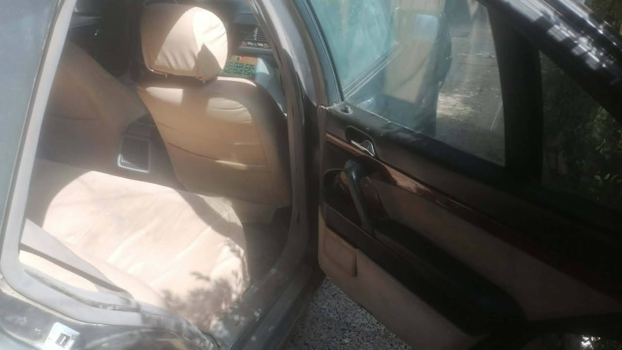 السلام عليكم مارسدس شبح 320 مكينه وكير بطه 3000
رقم بغداد سنويه2031هزه قبل شهر مشروع وطني مكان السياره موصل سعر 40

***********
