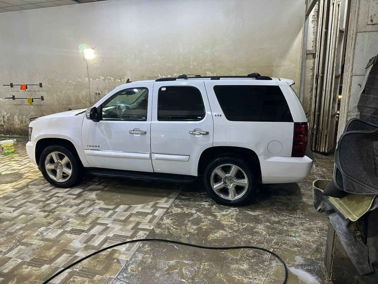 تاهو ادوات أدوات 2010
حادثها جاملغ خلفي ايمن بدون اير باك
بيها بارد قليل شوف العين
مكفوله الإنتربول والسرقه وعشاير
كير مكينه حداديه كله جديد
فئة LTZ
للاستفسار الاتصال على الرقم ***********

السعر ٧٥ وبيها مجال
او المراوس جارجر او اوباما حسب القناعه
