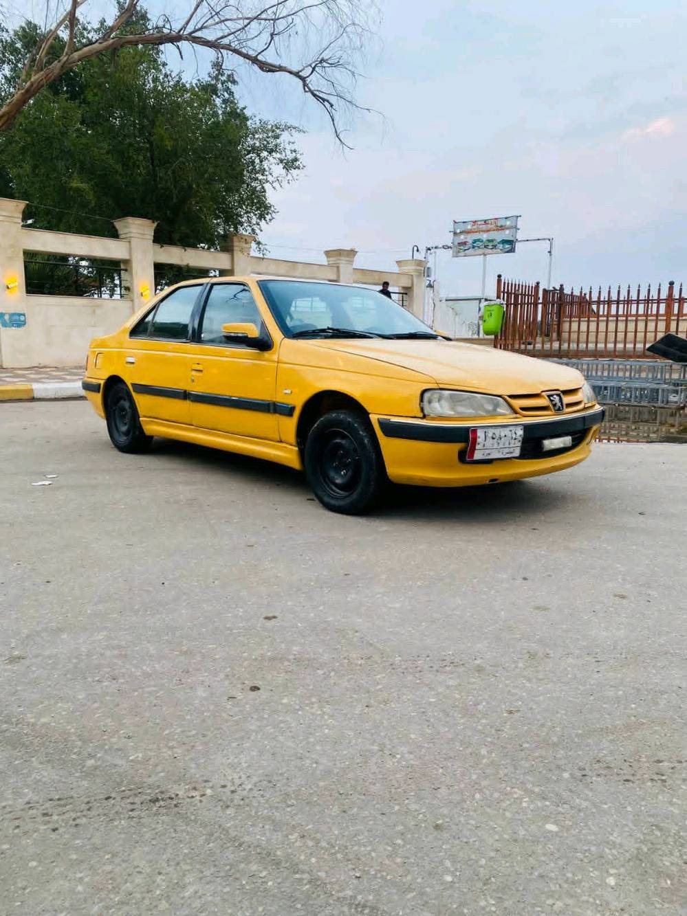 سلام عليكم بيجوبارص موديل15 لا ضربه وتبديل ولاصبق  مكينه وكيرمكفولات حداديه تخم تاير كهربايات سيارة جاهزة من كلشي  ومصفرة هيه وعرامات محددة لا 28 العنوان البصره قرنه وشراي  يتصل سعر32 وبيهه مجال *********** الثير بي واتس اب
*********** هاذ أسيه شغال
