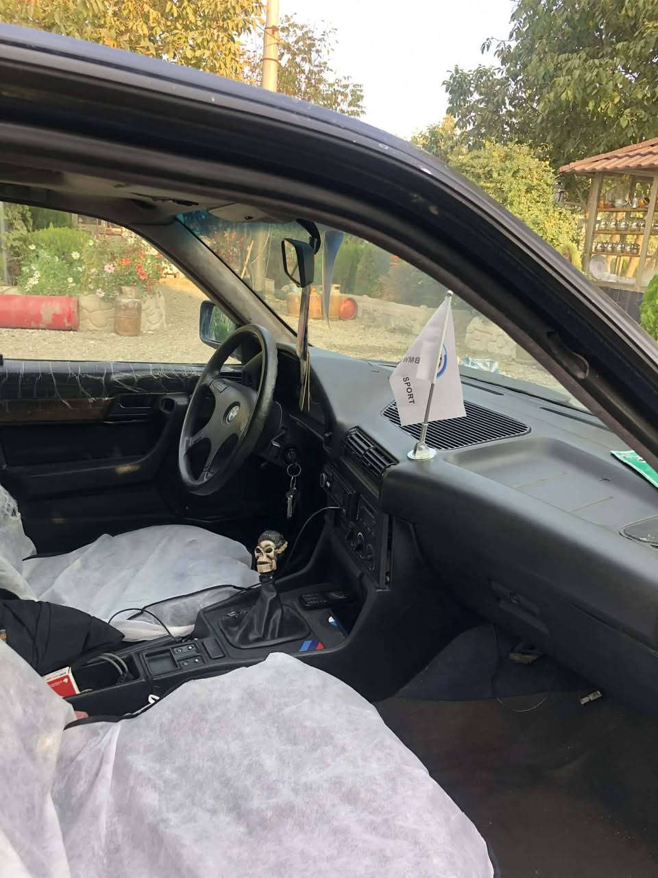 سەرتا بەناوی خوایی گەورەو میهڕبان ئەم بیئیمەبۆفڕۆشتن 520بەشەرتی گێرو مەکێن ئەو یەمی  هیج مەسروفی کی نی سەیارک زۆر پاک ناو نێشان پینجوین ***********نرخ نام بەنێرە
