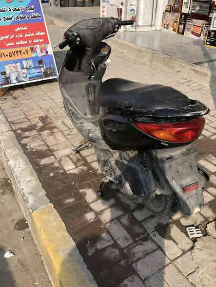 سلام عليكم دراجة ابريز للبيع كهربائيات كلهة شغالة مكينة ممفتوحة جيب فيتر وتعال افحص كفرات كلهة ختم واحد نضافة الدراجة مثل مموضح بل صور يعني نضافة 70‎%‎ مكان الدراجة بغداد السعر 450 
رقم الهاتف *********** واتساب
