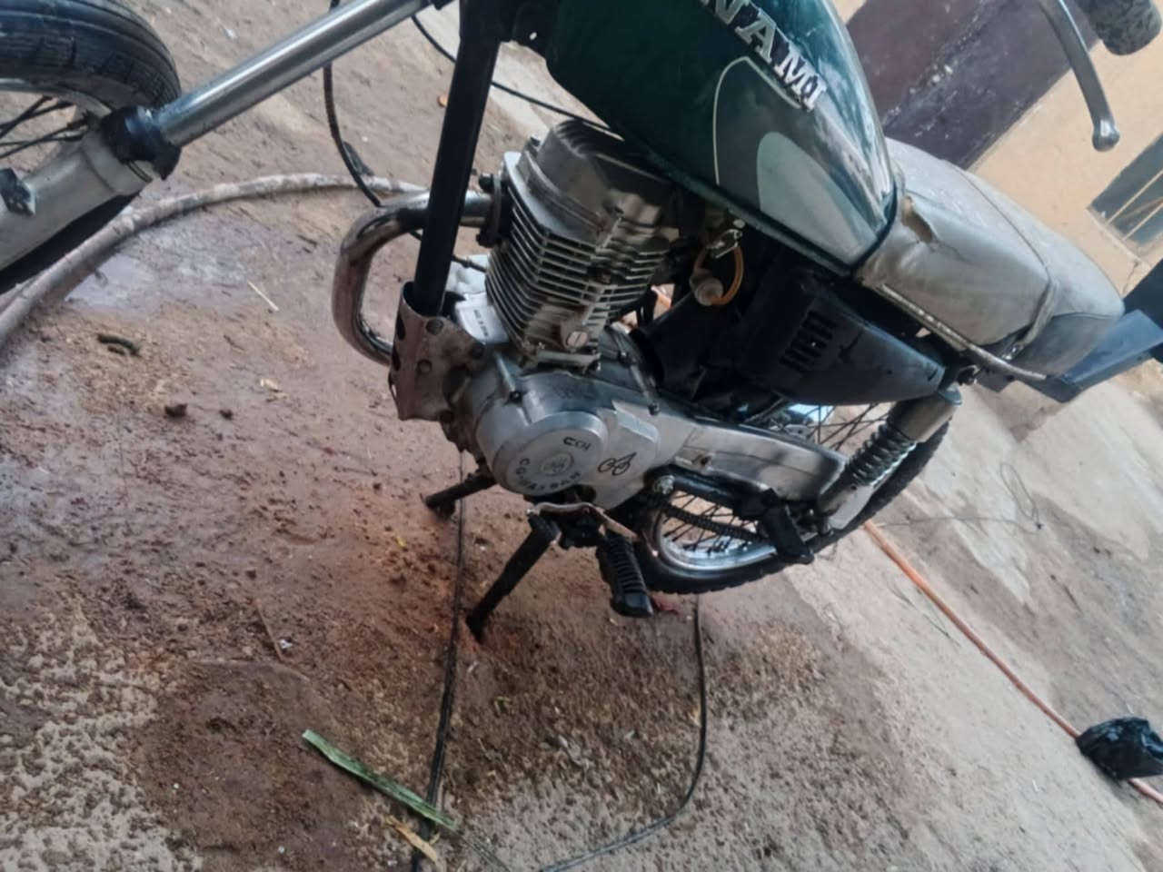 سلام عليكم شباب دراجه ربع كير كلك كلك البيع مكفوله من سرقه السعر خاص وهاذه رقمي‏‏‪***********‬‏
