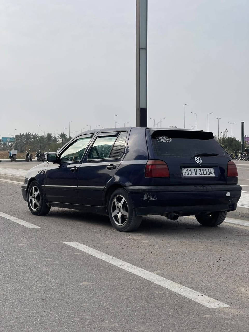 السلام عليكم
كولف 1993 

اوتوماتيك كير ومكينه مكفولات 

محرك 2000

صدر امامي خلفي جديد

تخم تاير جديد 

تبريد ثلج

مكفوله بدون ضربه 

بدون خياس 

سياره جاهزة نقص ايسي بس

السعر ٤٥ وبيه مجال للشراي 

مكان السيارة بغداد الدوره
***********
