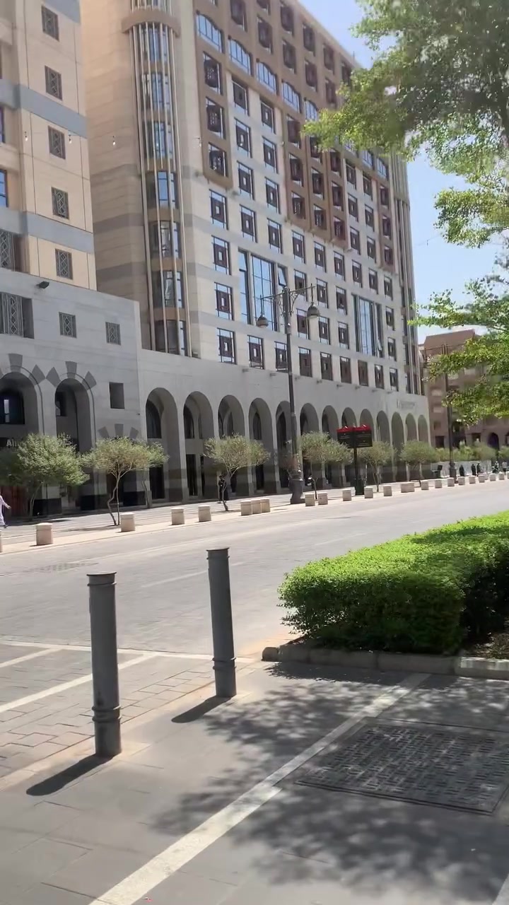 انا في السعوديه 

الي يريد عطور من ابراق ابراهيم القرشي 

يراسلني *********** واتساب 

٣ عطور من ابراق دايموند من اختيارك الالوان الي موجوده بالفديوا السعر ١٥٥ الف 

٦ عطور من ابراق ابراهيم القرشي من اختيارك بسعر ٢٩٠ الف 

لا تفوت الفرصه العطور وكاله اصلي
