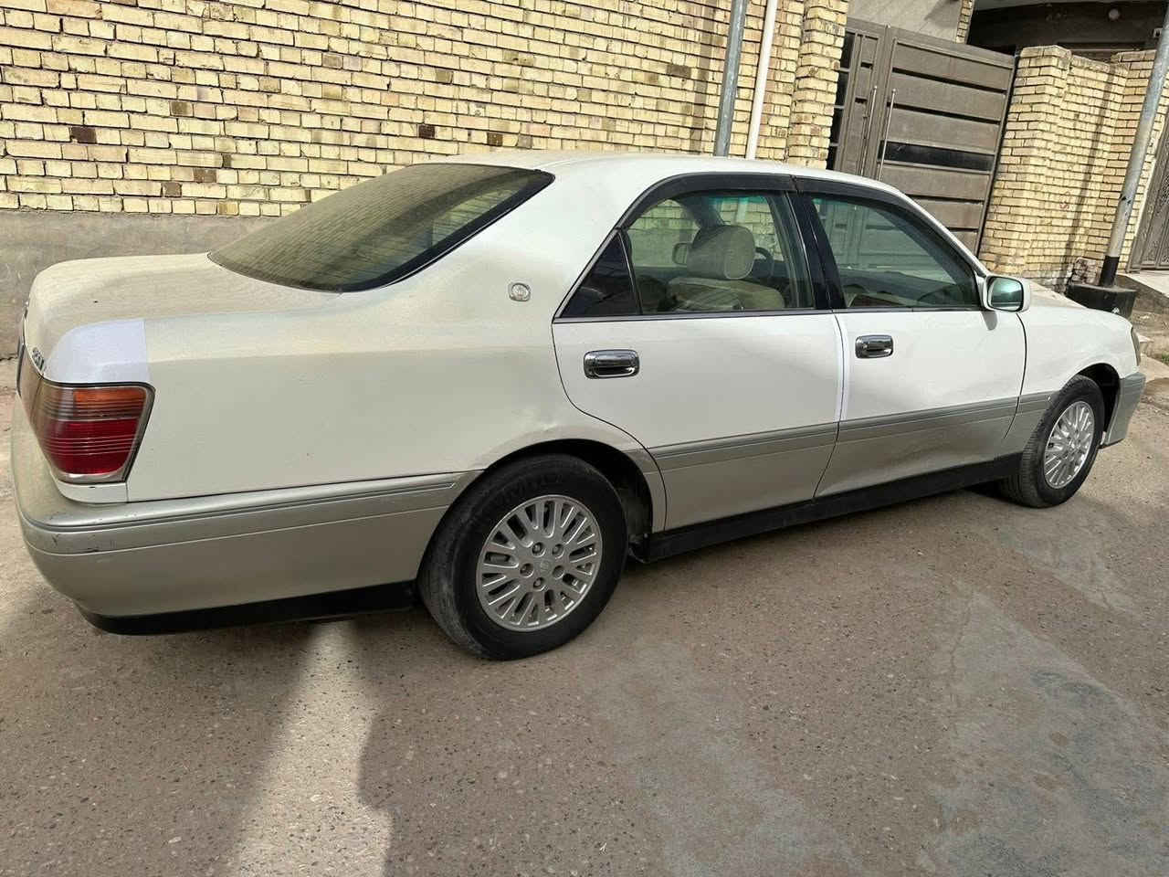 سلام عليكم ملكه جنون كصه جنطه سياره نضيف تبريد كهربائيات كله شغال مكينه اوكير نضيفات مكان السياره بغداد حي اور السعر ٣٠اوبيه مجال الشراي يتصل ***********
