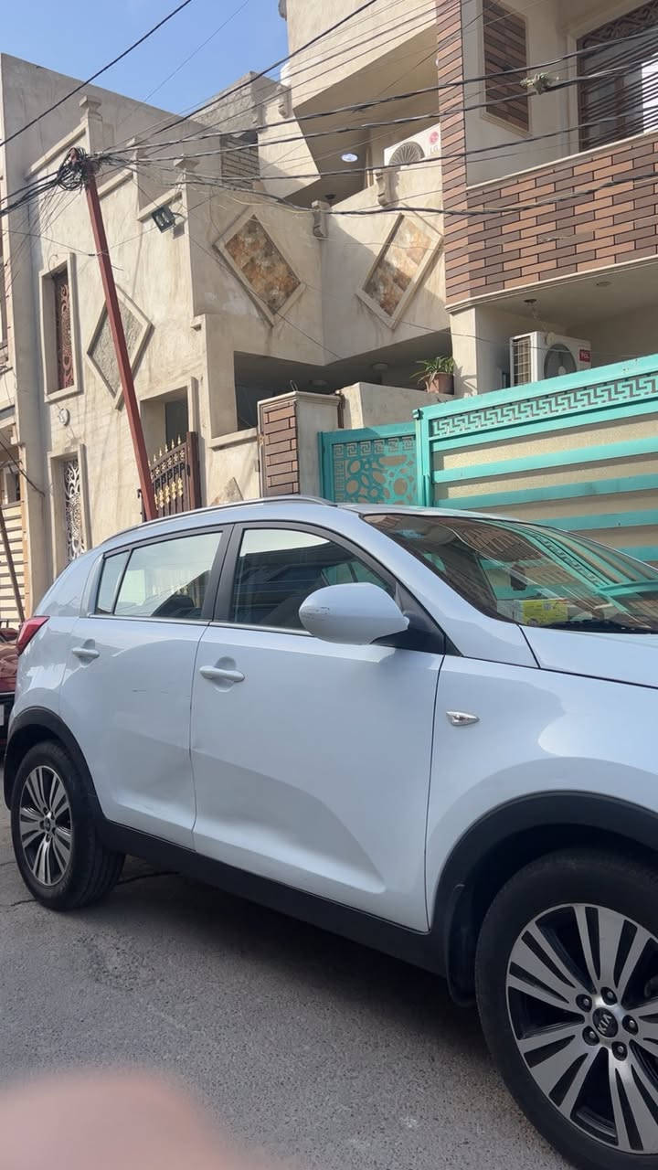 السلام عليكم اسبورتج للبيع مديل 16 السيارة باسمي صدر جديد تاير جديد السياره خير من الله السعر 150 قفل مكاني حي الجهاد ***********
