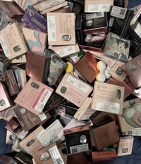 عدسات مشكل • كمية متوفره