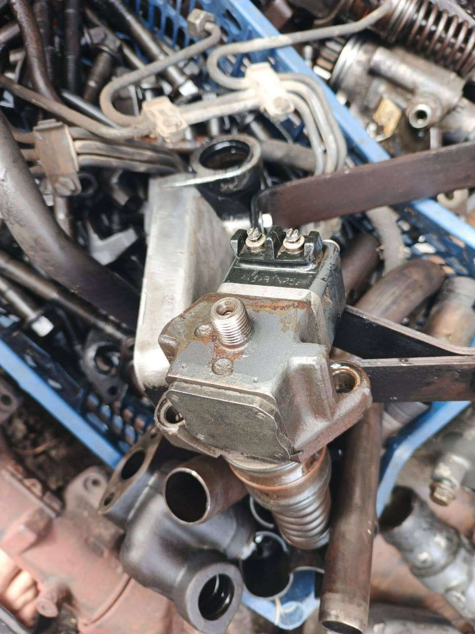 السلام عليكم للبيع غراض مال داف حجم 380 كل التفرعات المحرك كرنك تاروسه بور بساتم وذراع تفرعات المي وتفرعات الكاز انجكترات واتربم  فلاوين استفسار ***********
