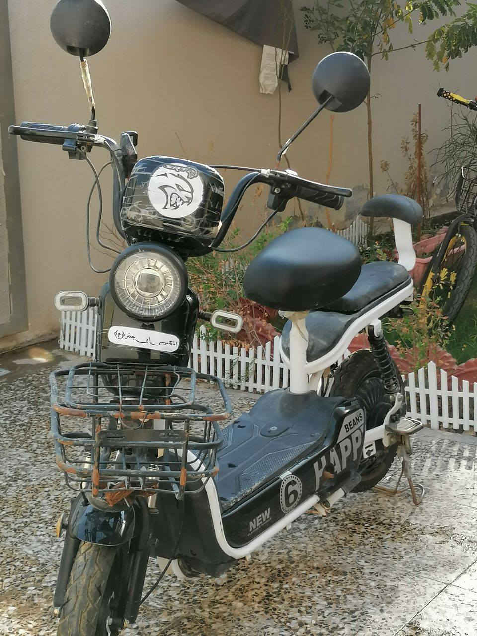 بسبب الوعود الكاذبة
من رخصة الادمن🫡 
دراجة شحن 2024🆕
المواصفات 🔥
حجم 16🆕
ستاند جانبي/ جك🆕
لايت زنون عدسة ثلجي☄️
اربع نمر 4 🆕
اشاير يمنة/يسرة⬅️➡️
لد نهاري نشرة 🆕
بيها عطل ما تمشي لان الباتريات ضعيفة 
للأستفسار أكثر على
 واتساب ***********
العنوان بغداد الدورة 
السعر 110
