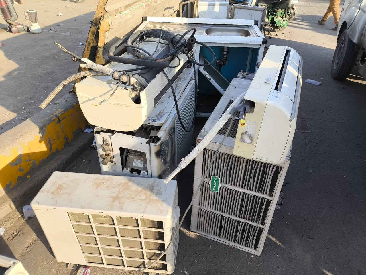 نشتري جميع النحاس والسبالت والمكيفات والمولدات والماطورات والملفات العاطله والكيبلات والوايرات التالفة سبلت ١طن ٤٠ الف سبلت ٢طن من 100الى 120الف ٣طن 200الف المكيفات الصيني 85 الف  السعودي والأمريكي من 150   الى125 الف
للتواصل
*********** 
يتوفر واتساب
#نحاس
#سبالت_عاطلة
#مكيفات_عاطله
