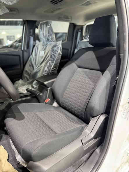 وصل - ميتسوبيشي ديزل كير توماتيك ستاندر مواصفات لاصحاب الشركات
 
- بسعر منااسب فقط بي 27,200$💣💸🔥🔥

- موديل 2025

- العداد 0km

- محرك ديزل 2.4 توربو

- كشنات قماش

- تثبيت سرعة

- مصابيح هيلوجين

- دفع رباعي 

- ويل قياس 16

-تبريد مركزي

-مع رقم 30,100$💸💸
............

- للمعلومات زياره موقعنا :

- الرقيم - اربيل / شارع 100 المعارض / بجانب محطه بانزين هوگر مقابل هفته بازار 1

- (معرض الرقيم )

- او الاتصال على:

*********** 📞 

*********** 📞
