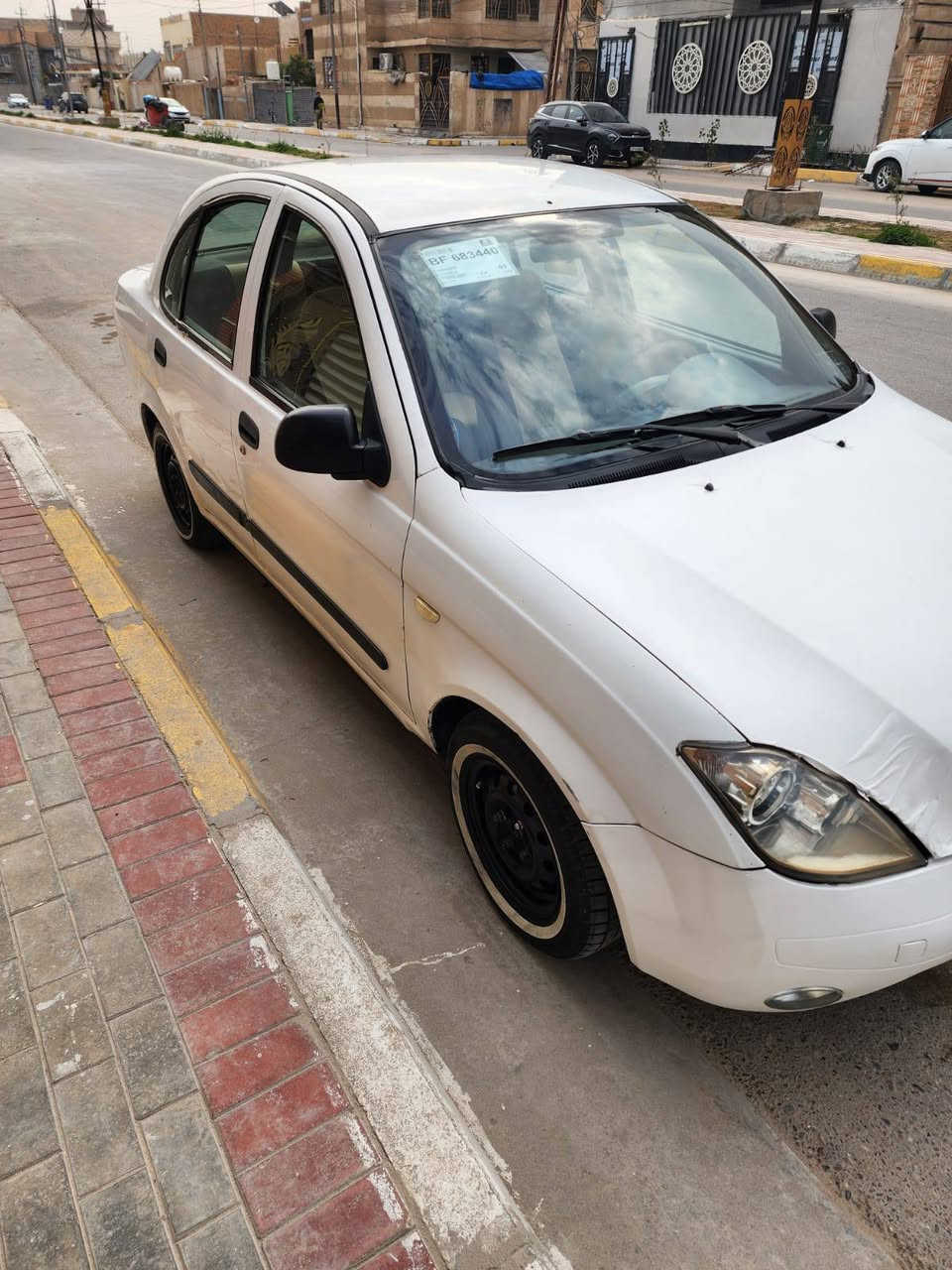 سلام عليكم طيبه 2013
رقم قادسيه الماني مشروع وطني تحويل مباشر سيارة جاهزة كير ومكينه جدد حداديه تخم تاير سيارة بيهه جاملغ خلفي بارد بي فقط
سعر 36 مكان سيارة كربلاء للاتصال***********
