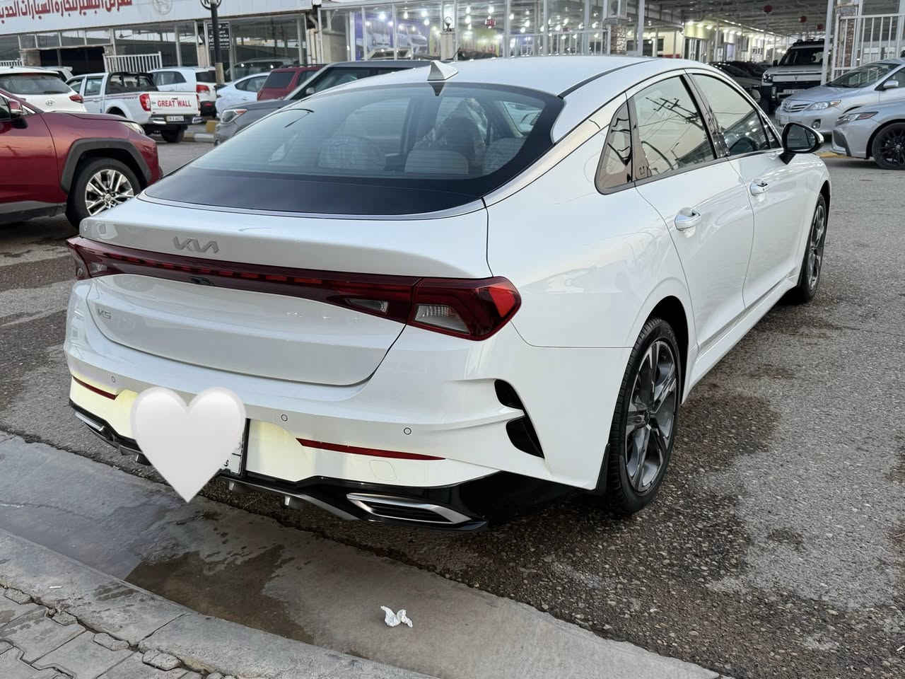 اوبتيما k5 2023 
خليجي مكفوله كفاله عامه من كلشي 
مكينه القديم حجم  2000
ماشيه 41
فووووول مواصفات عدا قماره حديد مو بنراما 
مكان السياره واسط الكوت 
السعر 218 مال بيع 
للاستفسار 
***********
