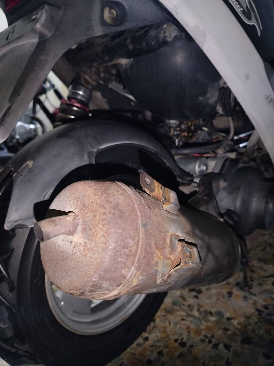 سلام عليكم دراجه نوع ماكس منغولي الدراجه بلاديه بوشه 49 شلعه او معدل مال رمبه ما مفتوح بيها برغي لا تدخين لا تبخير الدراجه خرسه او استعمال قليل. مكاني كربلاء حي الميلاد هذا رقمي *********** متواجد عل واتساب او عل خط
سعرها 600 او بيه مجال
