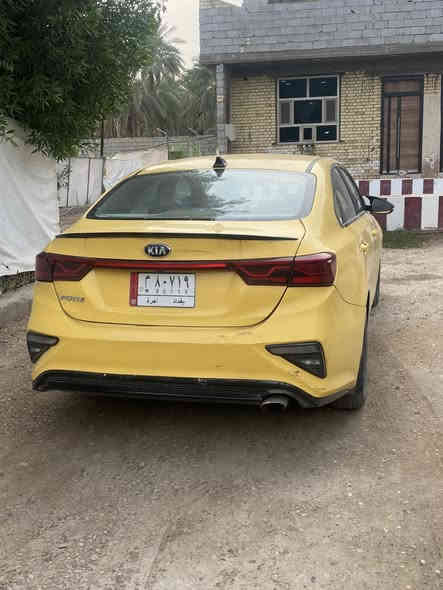 سلام عليكم فورتي 2021 وارد امريكي للبيع حادثها بل حوض مال صندوك بيها طخات قليله يعني يرادلها سمكره وصبغ تكعد سياره كير ومحرك جدد كيرها حورته ATM ومكينه لعام شديتها 
120 وبيها مجال للشراي بس لتعبني ولا اتعبك اكفلك لكير ولمحرك ولكشر كدام عينك
***********
