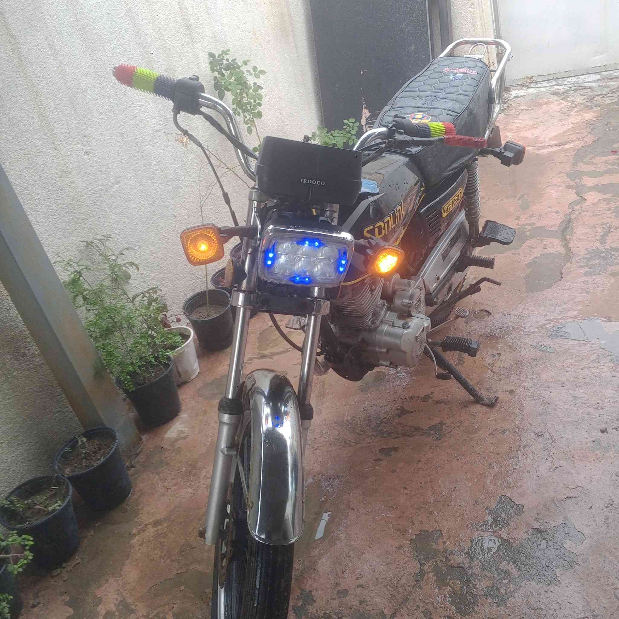 سلام  عليكم   شباب دراجه ايراني  سيفان  5 كير  موديله  2020   دراجه كامله من كهربائيات كامله نكره سلف  تأيراته   جدد سعر 475 مجال بسيط مكاني  بغداد الدوره  ***********
